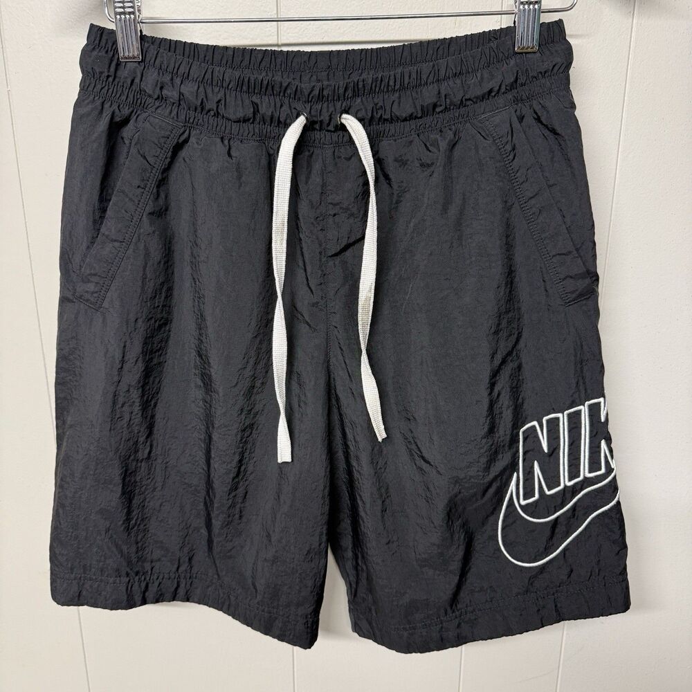 Nike Sportswear Alumni Woven Shorts Spellout Swoosh DB3810-010 Black Men S EUC